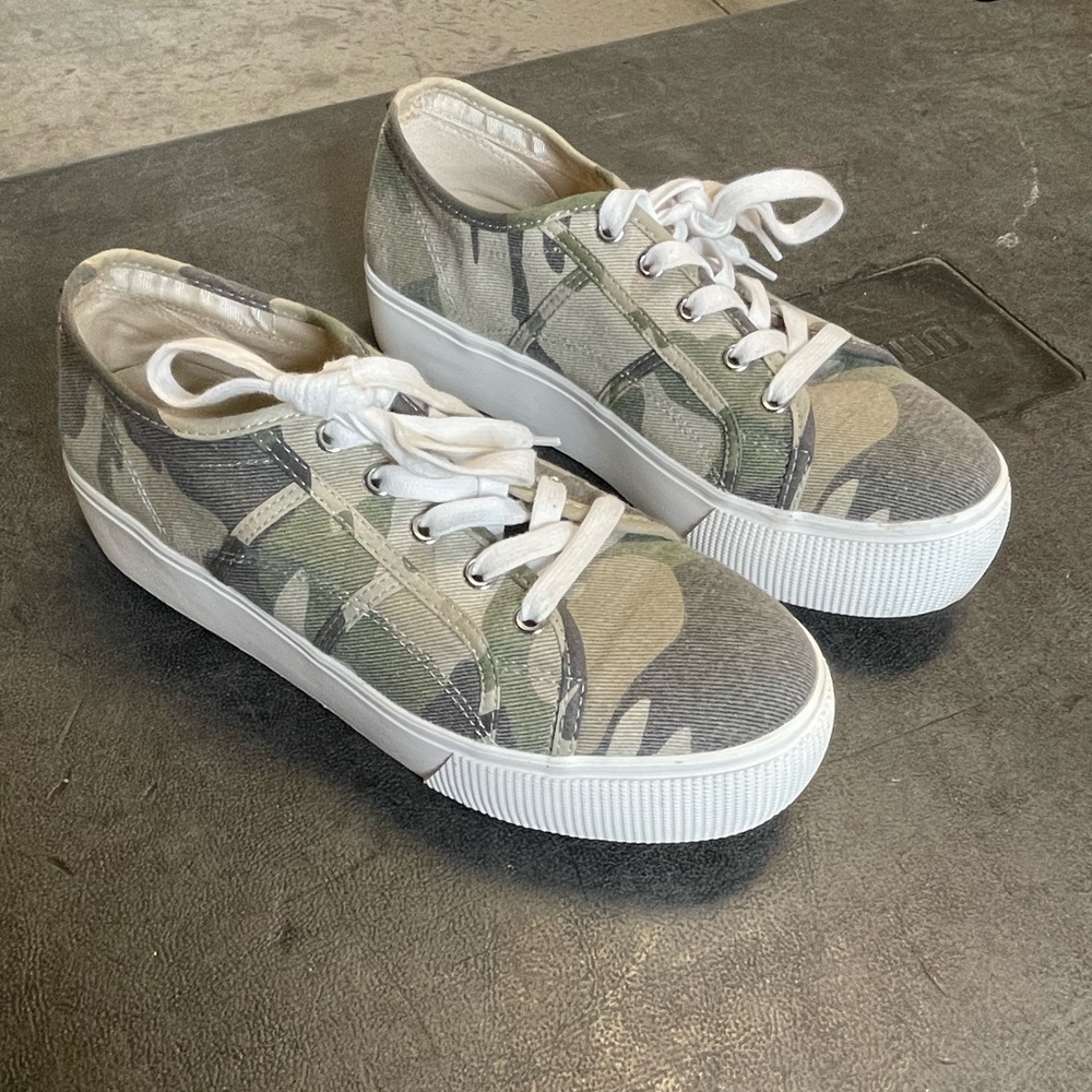 Steve Madden Shoes